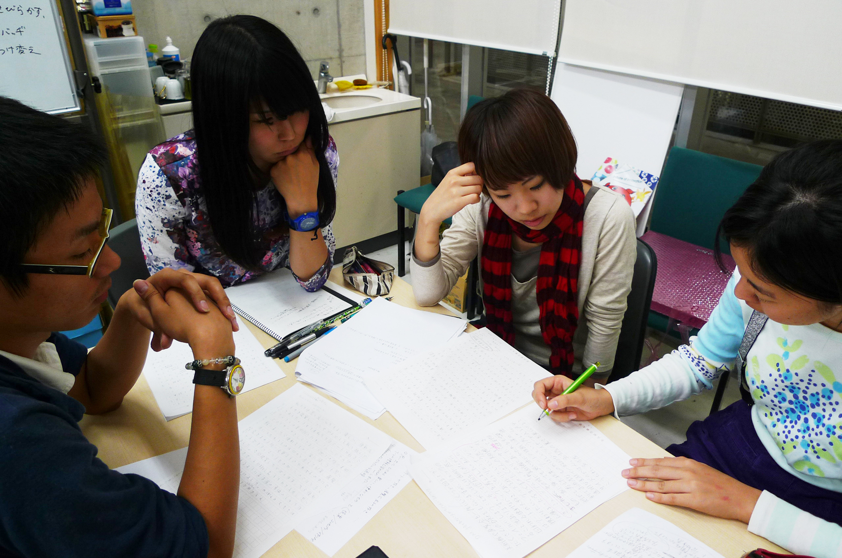 File fan shachi set | Media Communication Design Team, School of Design, Nagoya University of Arts