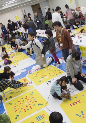 (日本語) ステンシルプリントで風呂敷を作ろう